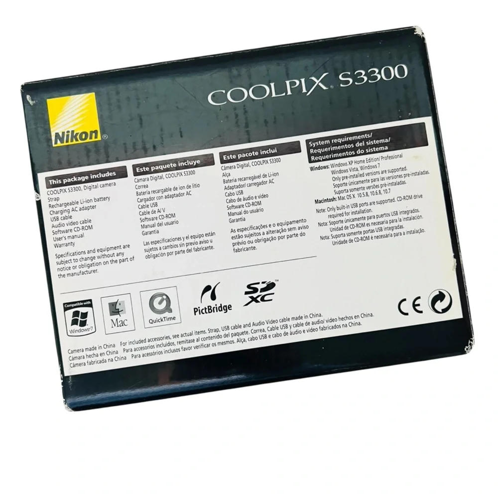 Nikon Silver COOLPIX S3300 Compact Digital Camera